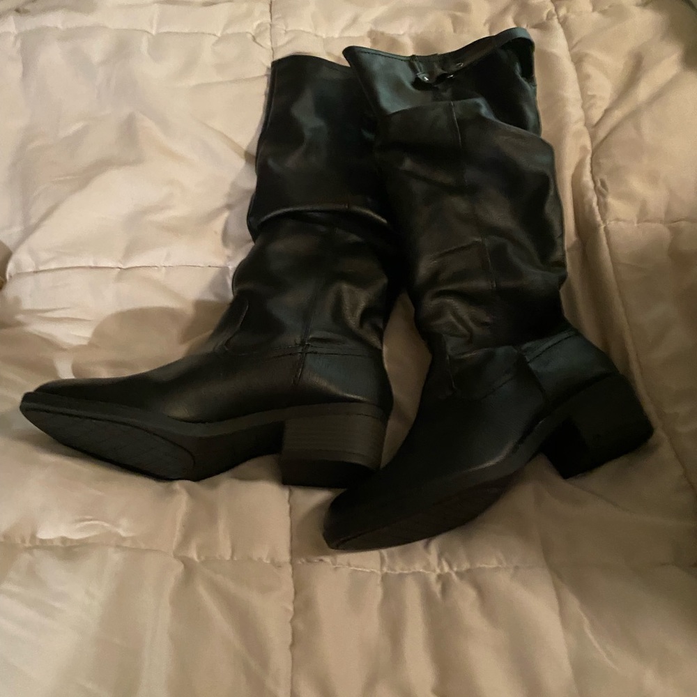 Black boots